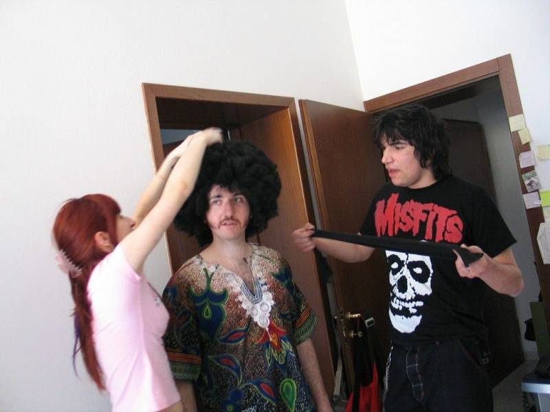 afro_ninja_stanby.jpg afro_ninja_stanby.jpg